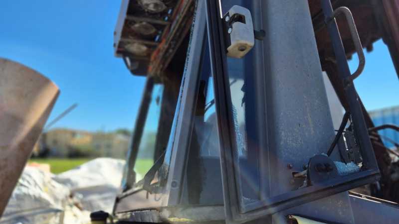 OmecoHub - NEW HOLLAND D180